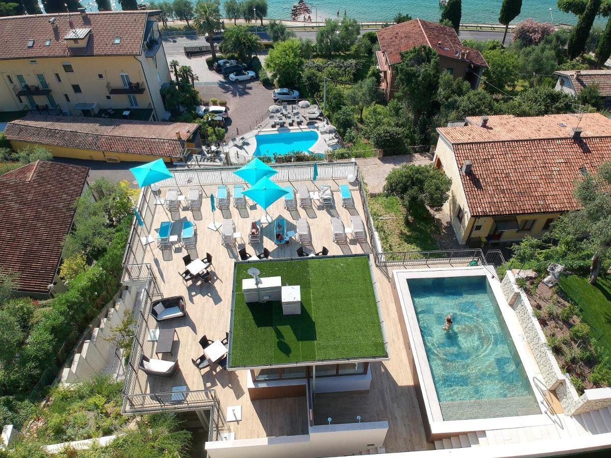 Hotel Galvani ตอร์รีเดลเบนาโก ภายนอก รูปภาพ