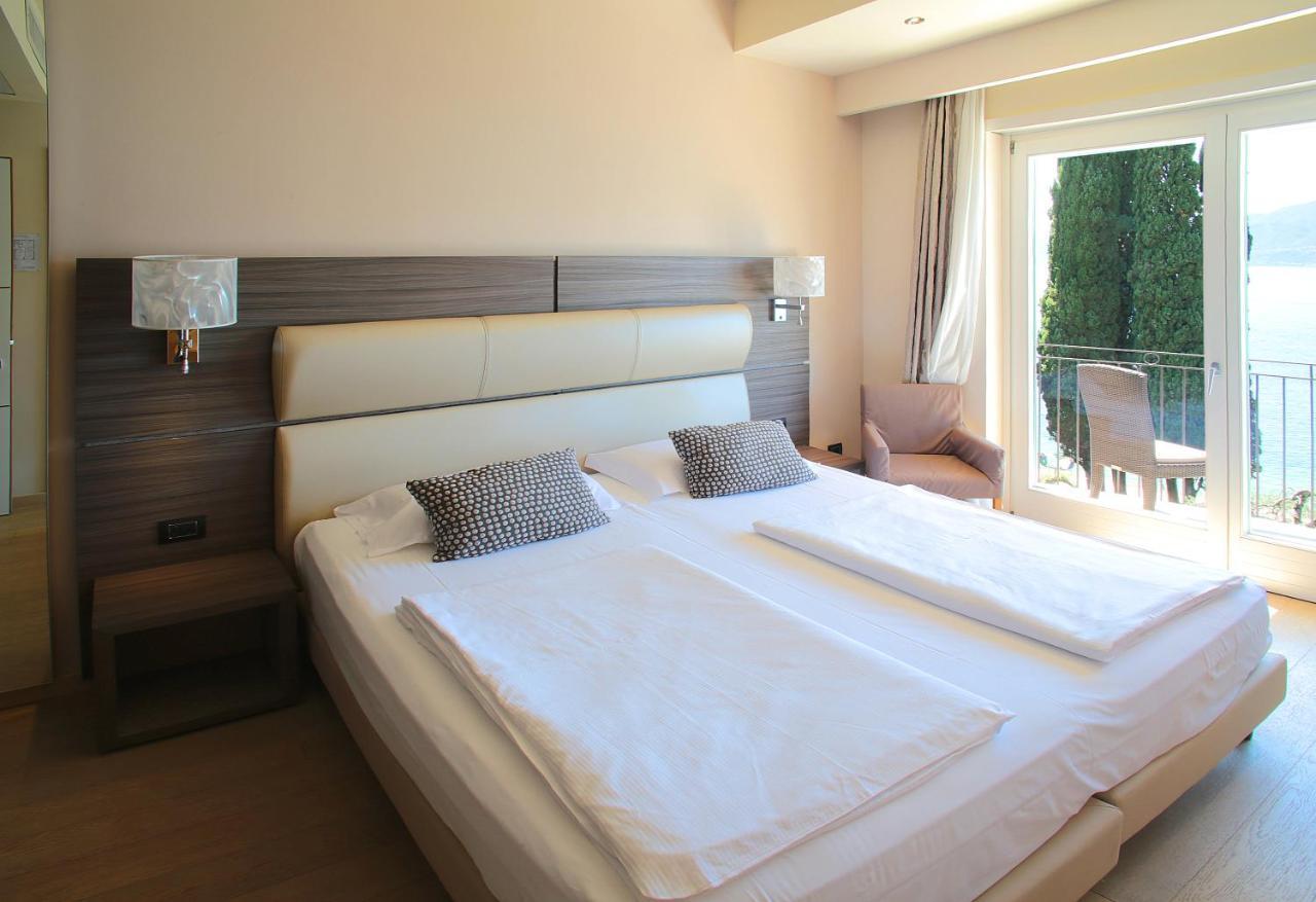 Hotel Galvani ตอร์รีเดลเบนาโก ภายนอก รูปภาพ