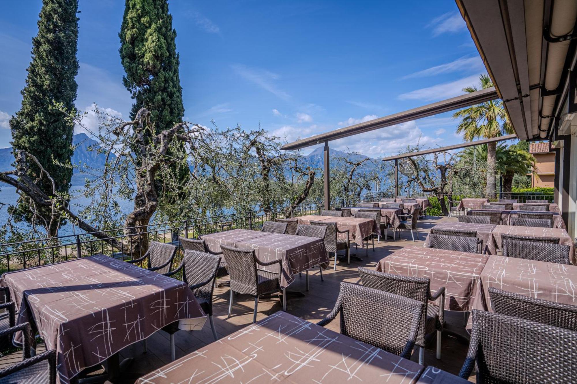 Hotel Galvani ตอร์รีเดลเบนาโก ภายนอก รูปภาพ